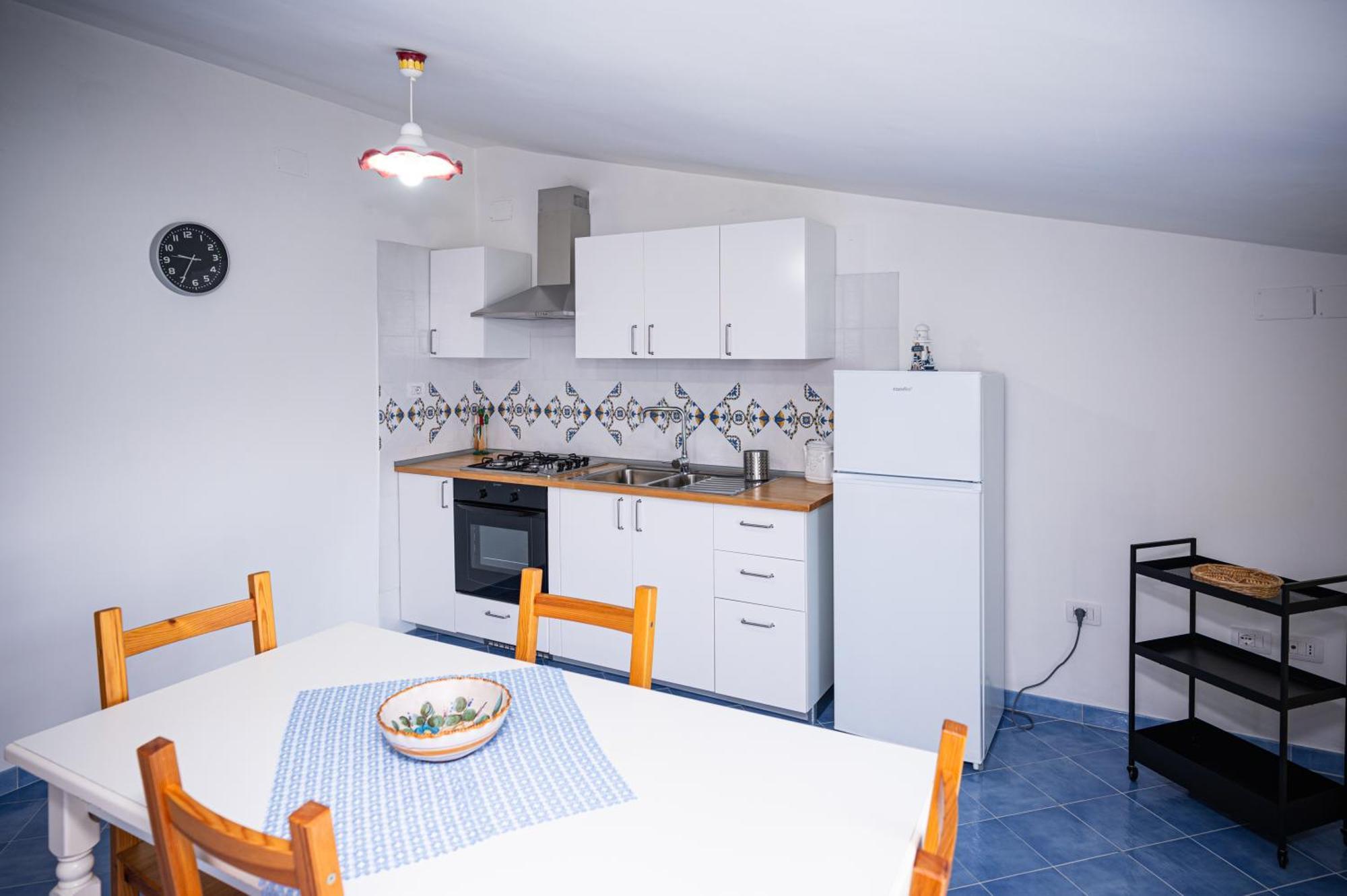 La Casa Del Maestro Attico Apartment Pisciotta Exterior photo